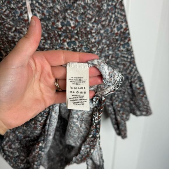 Free People Linen Floral Print Peplum Wide Sleeve Blouse Size Medium - Picture 4 of 5